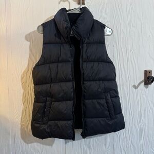Old Navy Black Quilted Vest